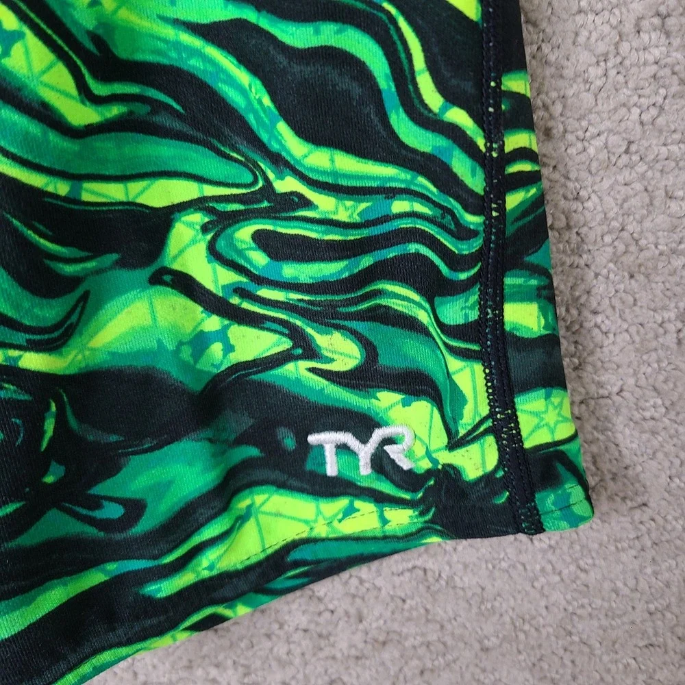 TYR Swim Jammers Mens 28 Green Swirl Pattern Jammer Performance Spandex Athletic